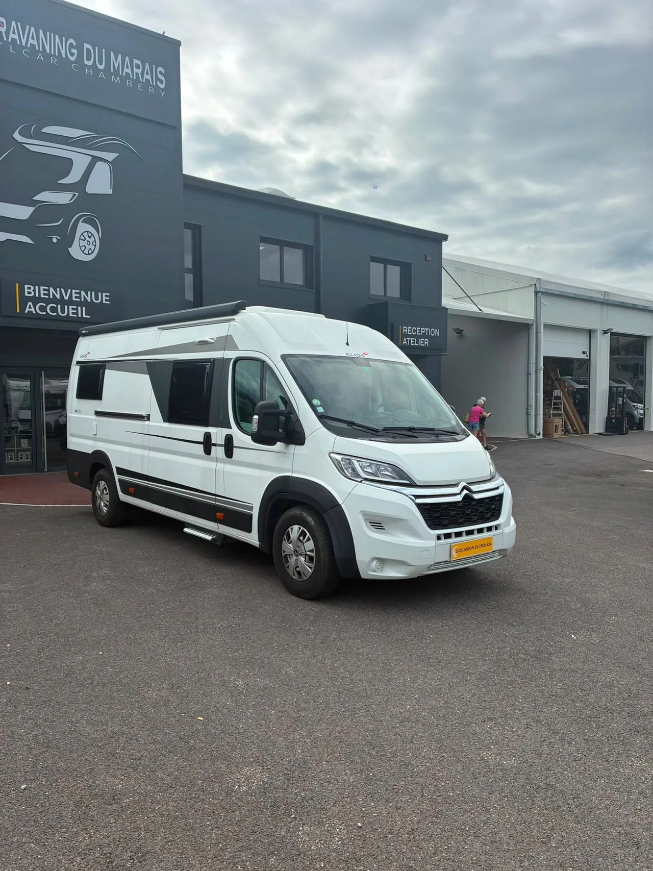 Van 63LB